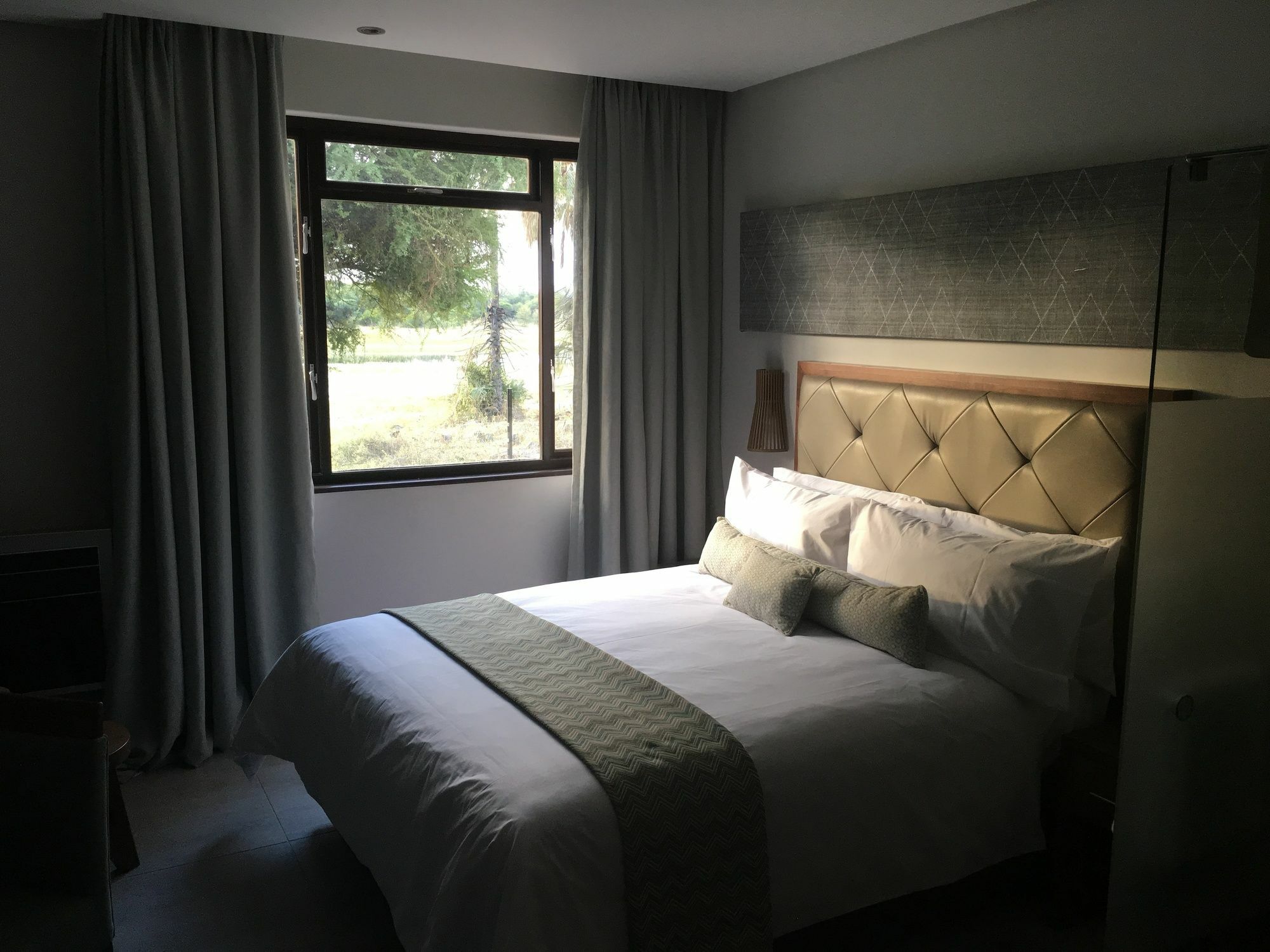 Cresta Maun Hotel Buitenkant foto